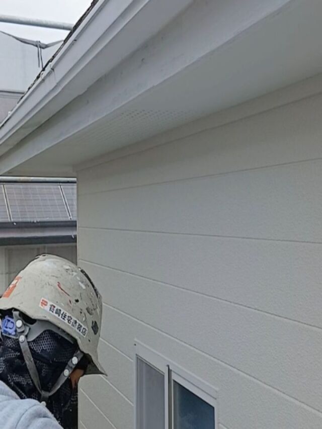 お疲れ様です。#長崎住宅塗装店 です。
外壁塗装工事も進み、本日、付帯部塗装を行っています❗
塗り残しや塗りムラがないよう丁寧に塗装を行っています💪
引き続き見落としがないようしっかりと塗装工事を進めていきます👍

#建築塗料販売
#長崎未来リフォーム
#株式会社三英コーポレーション
#塗装職人募集中