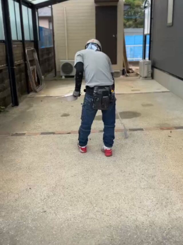 お疲れ様です。#長崎住宅塗装店 です。
長崎市 M様邸
本日、足場解体、お引き渡しの日です✨
細部までチェック、掃除までしっかりと行ってお引き渡しをします💪
大変お世話になりました🙇‍♂️
ありがとう御座いました🙇‍♂️

#建築塗料販売
#長崎未来リフォーム
#株式会社三英コーポレーション
#塗装職人募集中